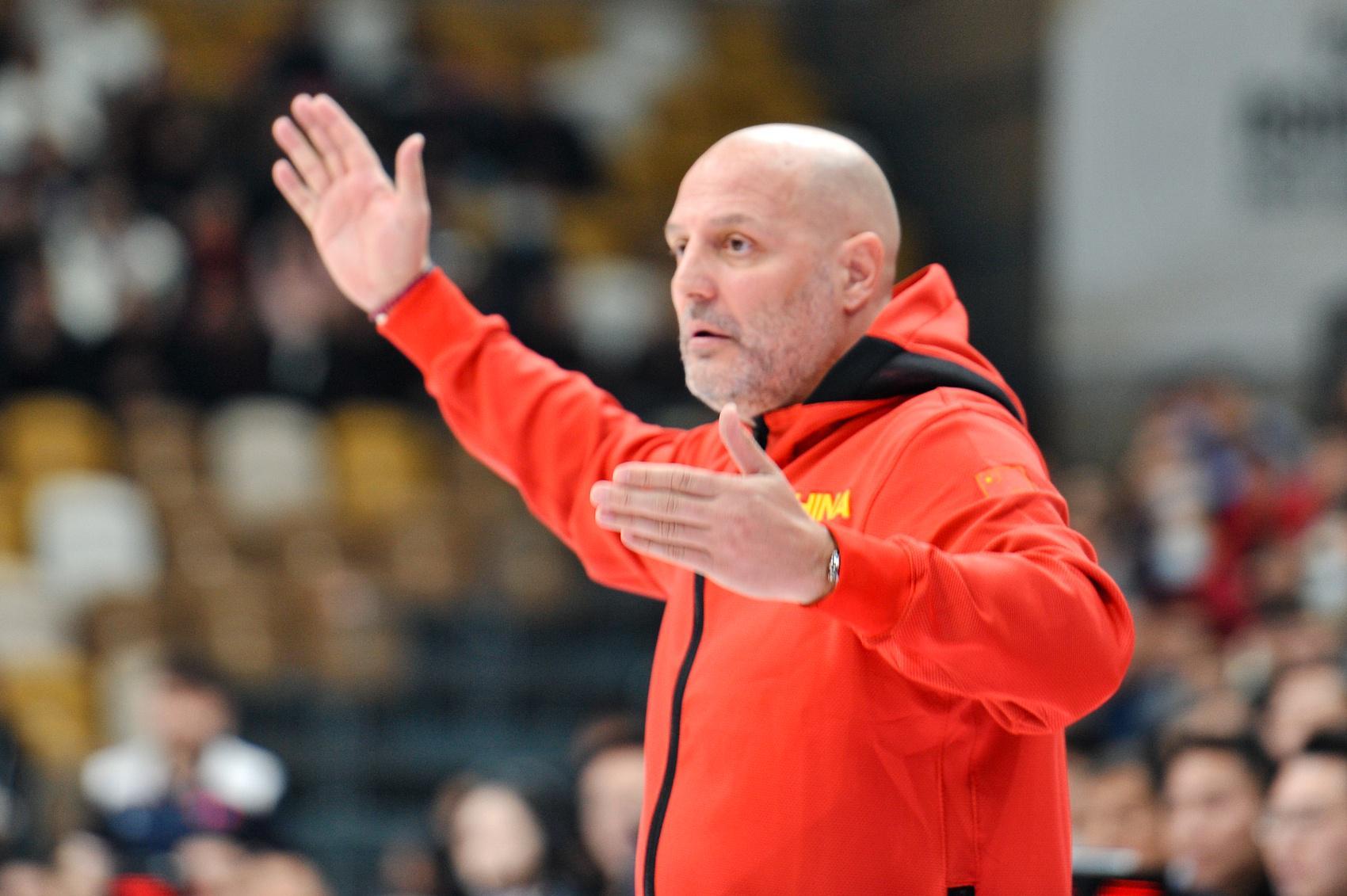 九游官网下载-媒体人:高大锋线处理球是欧洲经典打法 但男篮侧翼达不到乔帅要求